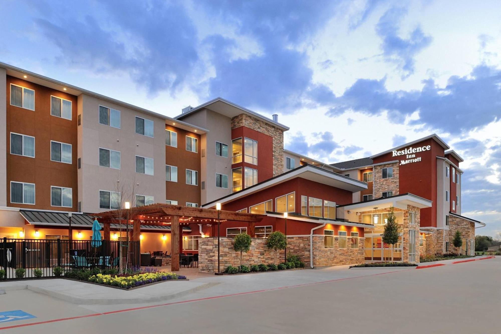 Residence Inn By Marriott Houston Томбал Экстерьер фото