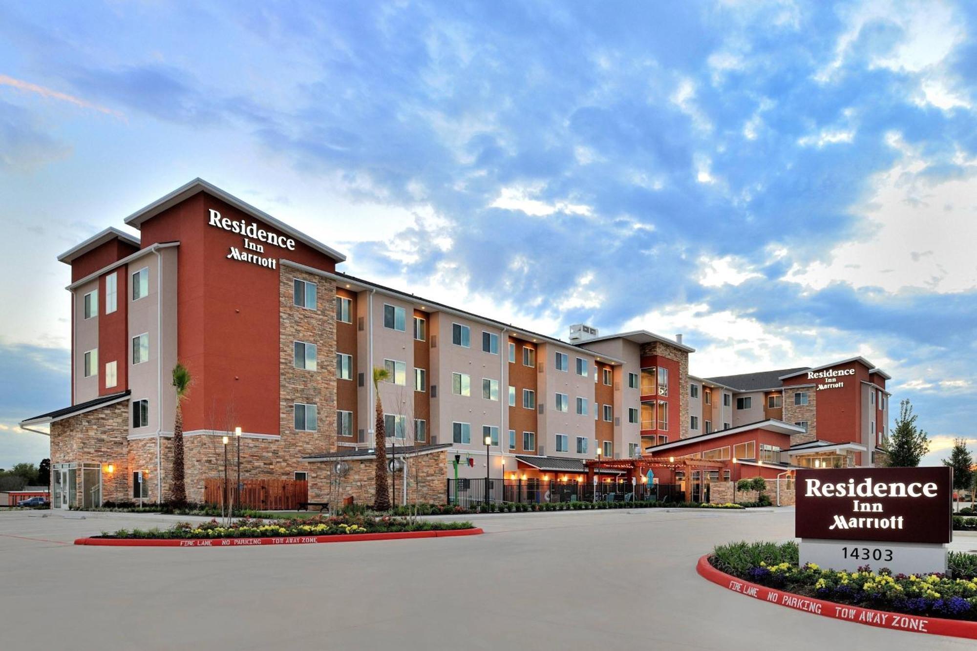 Residence Inn By Marriott Houston Томбал Экстерьер фото